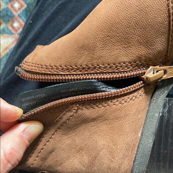 Vagabond Leather Ankle Boots - Picture 5 of 6